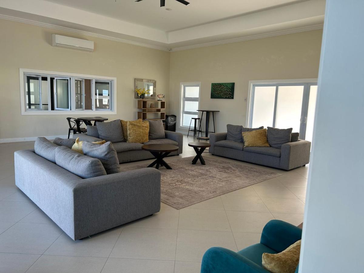 Seamist Villa @Oceanpointe Lucea Comfy 2Br W/Pool Gym & Parking Buitenkant foto